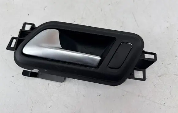 Volkswagen Amarok Rear door interior handle 2H0837113D 2H0837113C