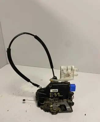 Seat Toledo III (5P) Front door lock 3D1837016 CM2192000431 5P0837085A