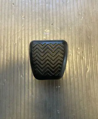 Toyota Avensis T270 Brake pedal 3132142010