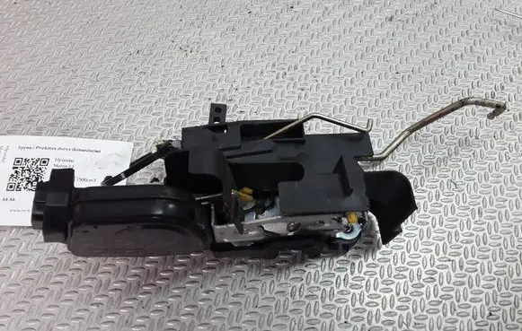 Hyundai Matrix Front door lock