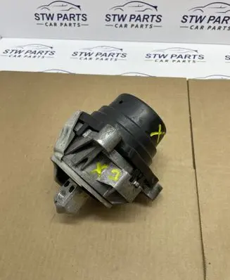 BMW X3 F25 Engine mount bracket 6855722