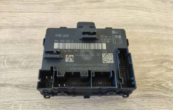 Audi A6 S6 C8 4K Door control unit/module 4M1959593J 4M1959593D