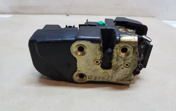 Jeep Grand Cherokee (WJ) Front door lock