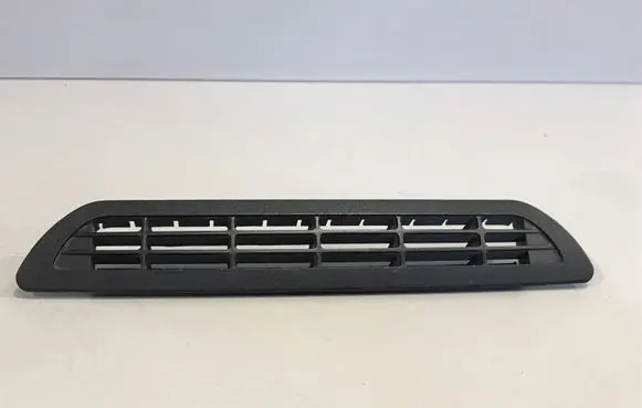 BMW 3 E30 Rear air vent grill 1929555