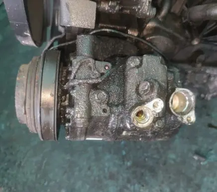 Audi A4 S4 B5 8D Air conditioning (A/C) compressor (pump) 4b0260805c 4472208146