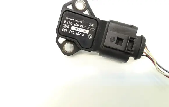 Skoda Roomster (5J) Intake air temperature sensor 038906051B 0281002399