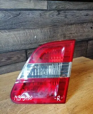 Mercedes-Benz B W245 Tailgate rear/tail lights