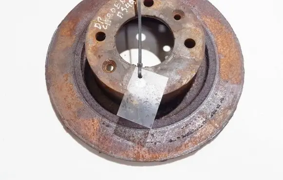 Citroen C5 Rear brake disc neventiliuojamas
