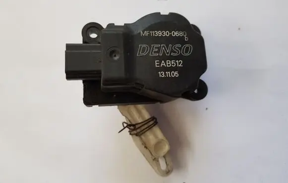 Land Rover Discovery 3 - LR3 Climate control unit LANDROVERMF1139300680B