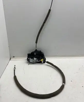 Nissan Qashqai Front door lock P32S