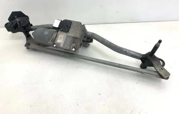 Audi A5 8T 8F Front wiper linkage and motor 8T1955119B 8J1955119