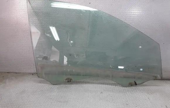 Renault Megane II Front door window glass four-door