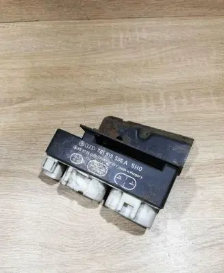 Volkswagen Sharan Coolant fan relay 701919506A