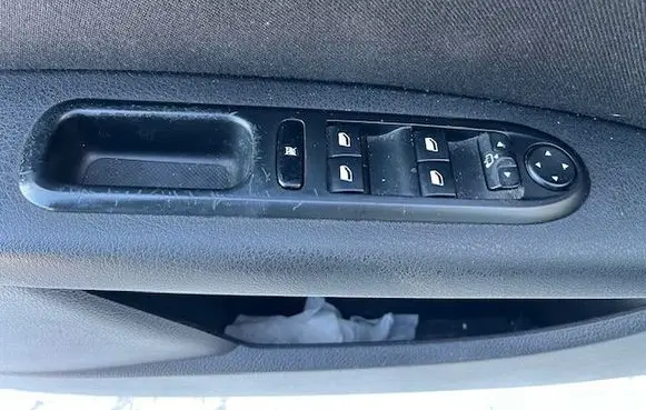 Peugeot 407 Electric window control switch 