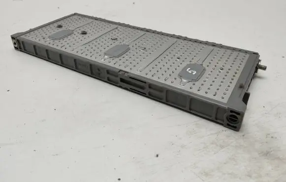 Toyota Auris E180 Hybrid / electric car battery 