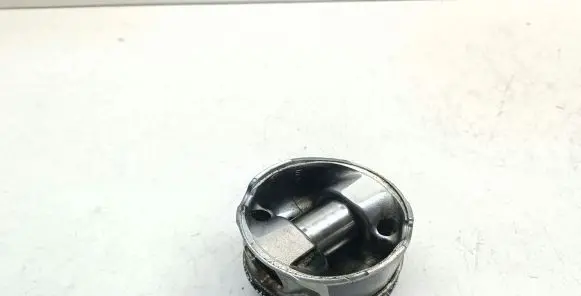 Toyota RAV 4 (XA30) Piston 142