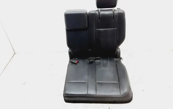 Chrysler Town u0026 Country V Rear seat 