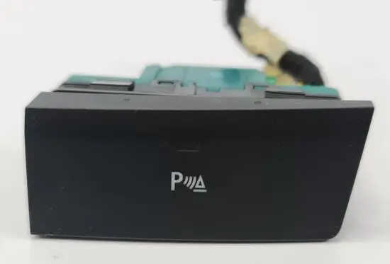 Opel Insignia A Parking (PDC) sensor switch 13272496