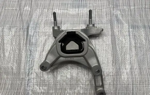 Fiat Panda III Engine mount vacuum valve 9846570980