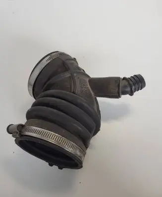 BMW 3 E46 Air intake hose/pipe 13711437355