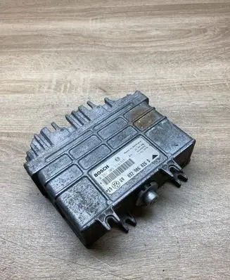 Volkswagen Golf III Engine control unit/module ECU 032906026D 0261203314