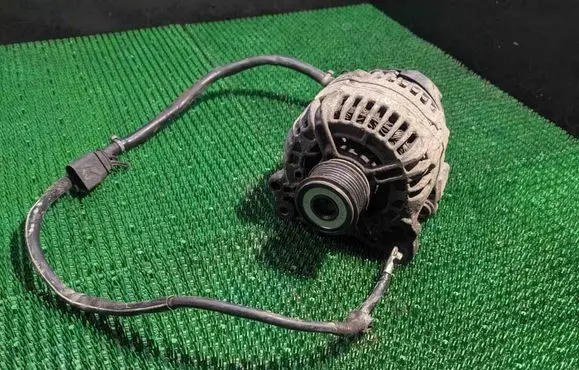 Audi A3 S3 8L Generator/alternator 06F903023J
