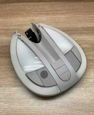 Mercedes-Benz E W211 Front seat light A2118207101 2JM009423