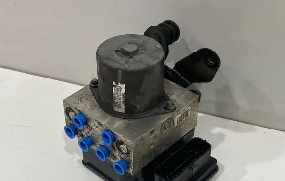 Volkswagen PASSAT B7 ABS Pump 3AA614109AQ 54085622Z 17654081