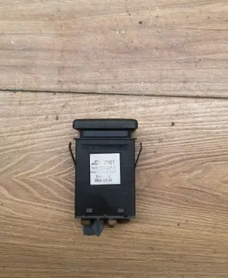 Ford Galaxy Hazard light switch 7M5953235A