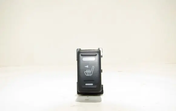 Nissan Navara D40 Seat heating switch kodo