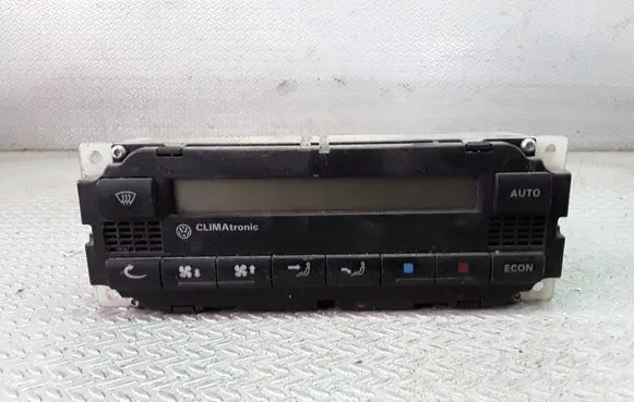 Volkswagen PASSAT B5 Climate control unit 3B1907044A