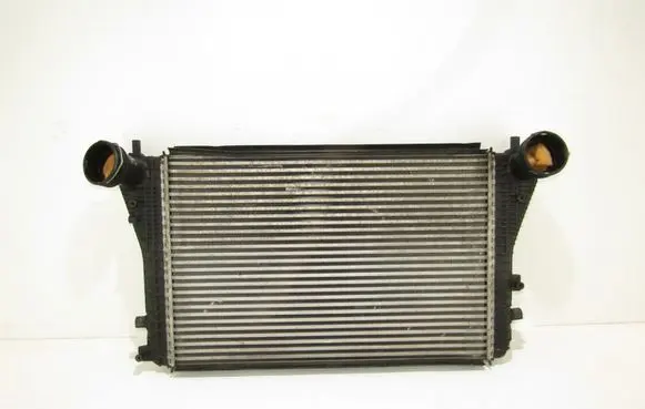 Volkswagen Scirocco Intercooler radiator 1K0145803S