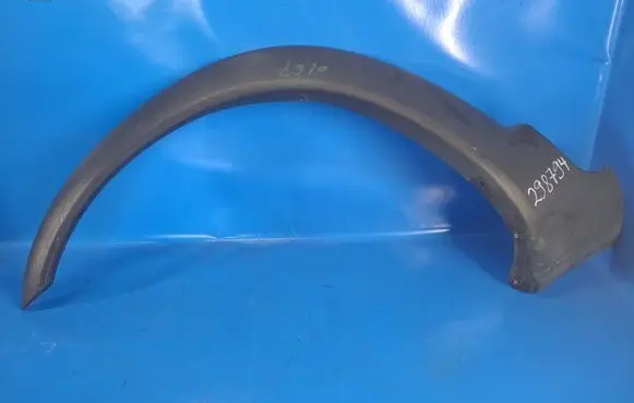 Volvo XC70 Front arch trim 30655854