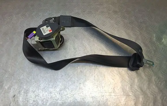 Audi Q7 4L Front seatbelt 4L1857705