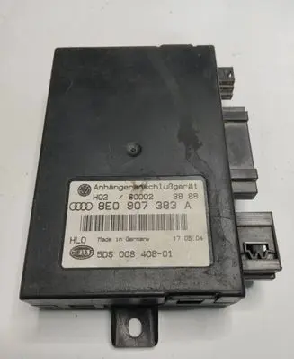 Volkswagen Touareg I Tow bar trailer control unit/module 8E0907383A 5DS00840801