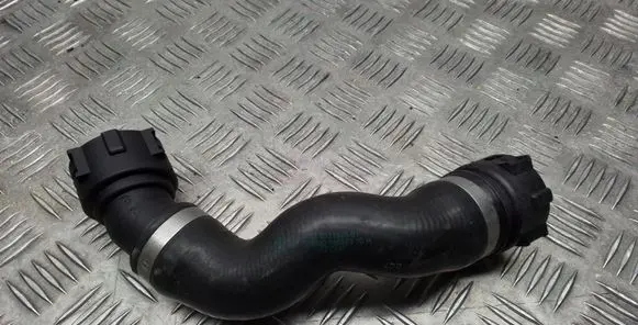 Air intake hose/pipe