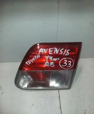 Toyota Avensis T270 Tailgate rear/tail lights 8159005130