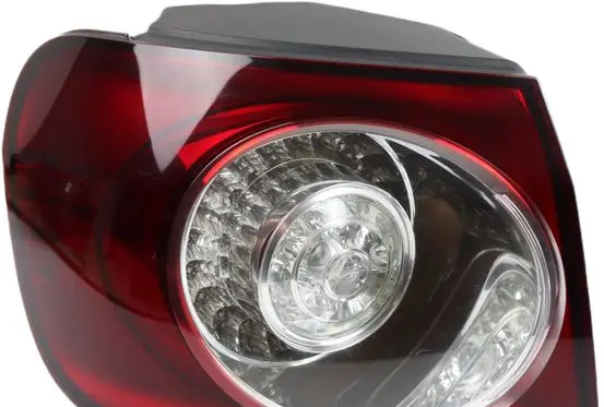 Volkswagen Golf Plus Rear/tail lights 5M0945095L 89035267