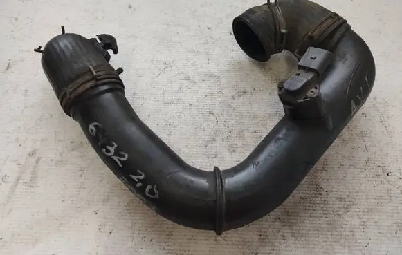 Intercooler hose/pipe