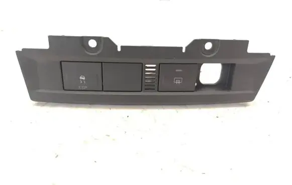 Ford Focus Windscreen/window heater switch 4M5113D734BB