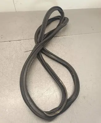 Audi A8 S8 D4 4H Trunk rubber seal (body) 