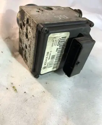 Volkswagen PASSAT B6 ABS Pump 3C0614109