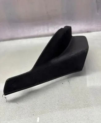 Volvo XC40 (D)pillar trim (top) 31469198