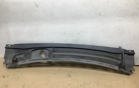 Wiper trim