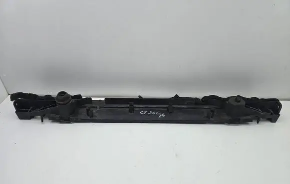 Lexus CT 200H Radiator cooling fan shroud PPGF25
