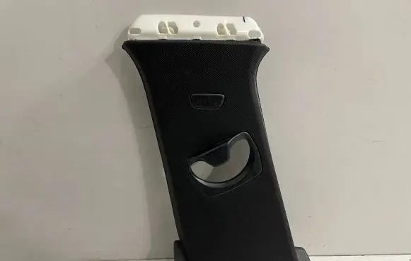 BMW 4 F36 Gran coupe (B) pillar trim (bottom) 7311215