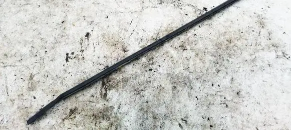 Skoda Fabia Mk1 (6Y) Front door glass trim molding 