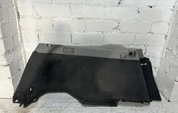 Toyota Prius (XW20) Trunk/boot lower side trim panel 6471547010