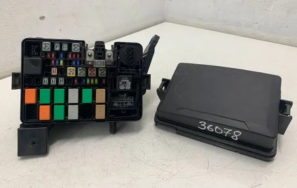 KIA Stonic Fuse box set 91286H8270 H627
