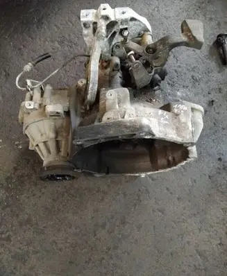 Volkswagen PASSAT B6 Manual 5 speed gearbox